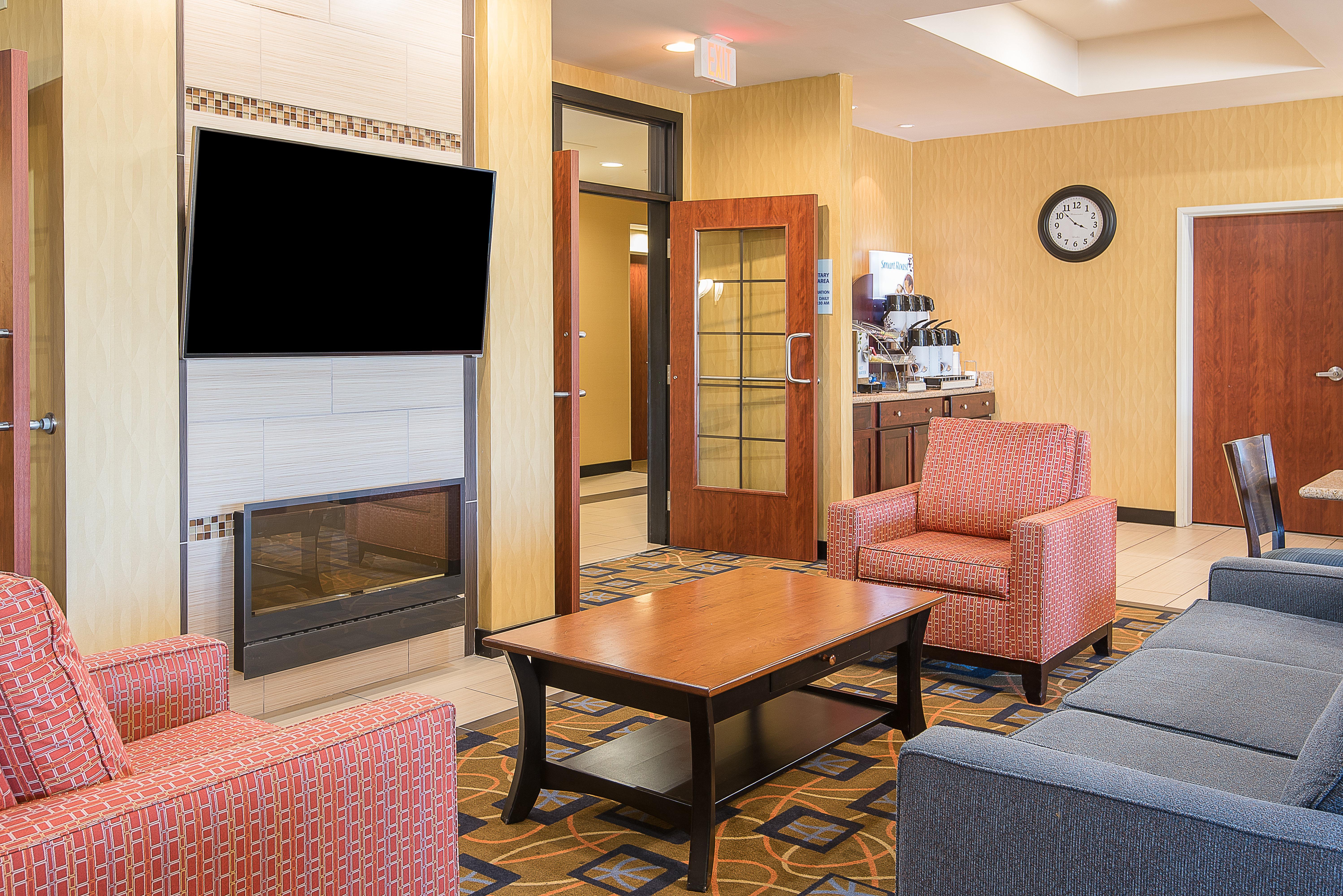 Holiday Inn Express And Suites Lafayette East By Ihg Zewnętrze zdjęcie